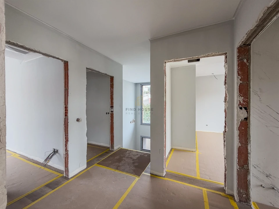 Moradia T5 para Venda em Carcavelos e Parede Foto 10