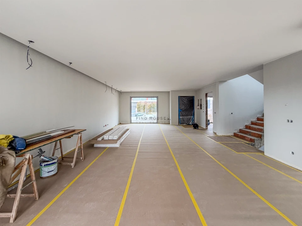 Moradia T5 para Venda em Carcavelos e Parede Foto 9