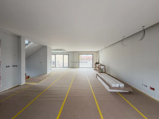 Moradia T5 para Venda em Carcavelos e Parede Foto 7