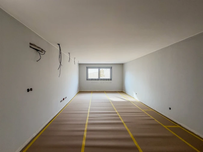 Moradia T5 para Venda em Carcavelos e Parede Foto 24