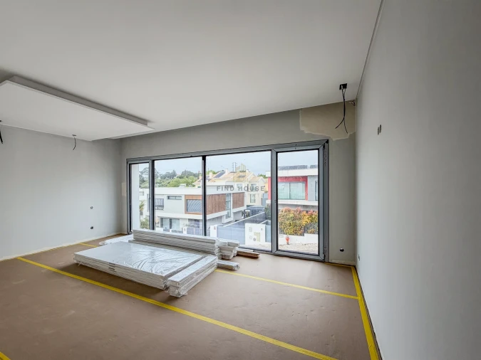 Moradia T5 para Venda em Carcavelos e Parede Foto 20