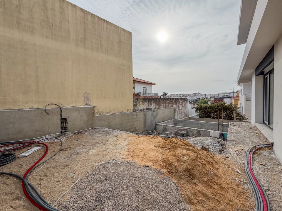 Moradia T5 para Venda em Carcavelos e Parede Foto 26
