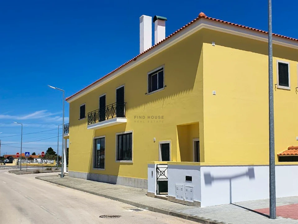 Apartamento T4 para Venda em Salvaterra de Magos e Foros de Salvaterra Foto 1