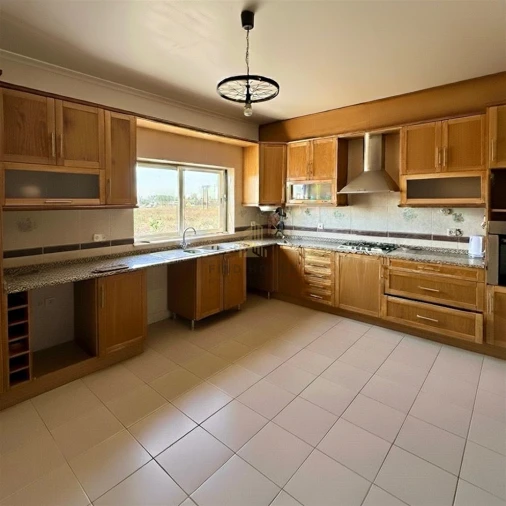 Apartamento T4 para Venda em Salvaterra de Magos e Foros de Salvaterra Foto 5