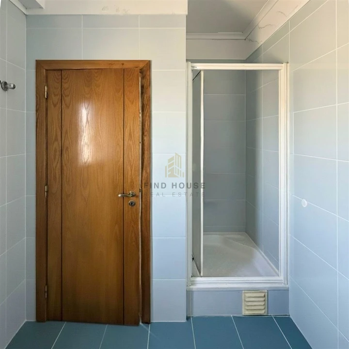 Apartamento T4 para Venda em Salvaterra de Magos e Foros de Salvaterra Foto 18