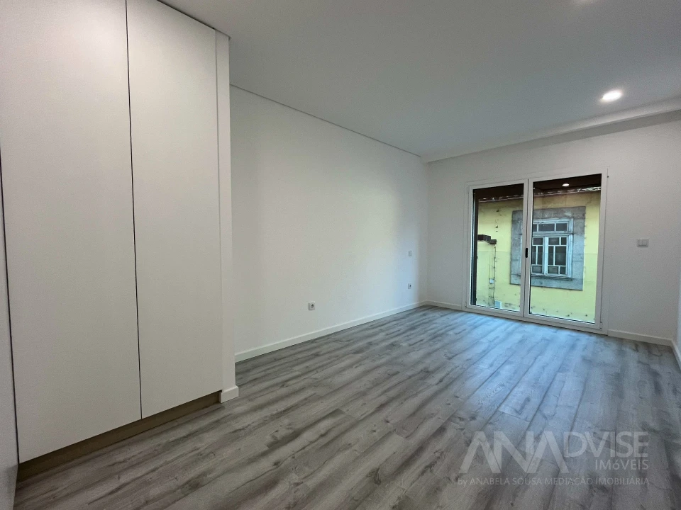 Apartamento T1 para Arrendamento em Viseu Foto 11