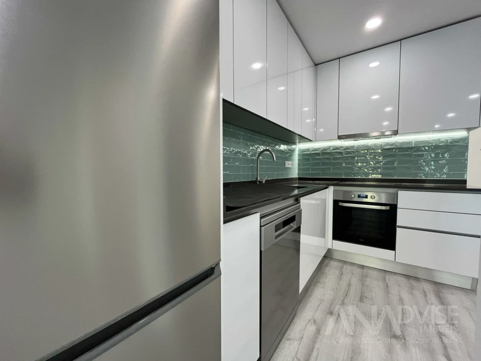 Apartamento T1 para Arrendamento em Viseu Foto 4