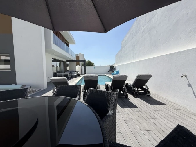 Moradia T4 para Venda em Tornada e Salir do Porto Foto 17