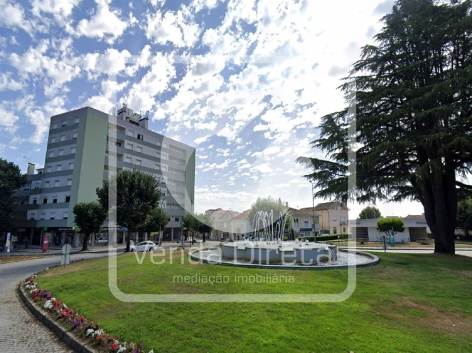 Prédio para Venda em Nelas Foto 13