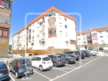 Apartamento T2 para Venda em Rio de Mouro