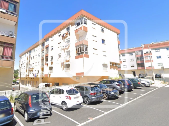 Apartamento T2 para Venda em Rio de Mouro Foto 22