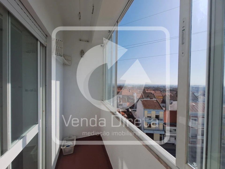 Apartamento T3 para Arrendamento em Barreiro e Lavradio Foto 4