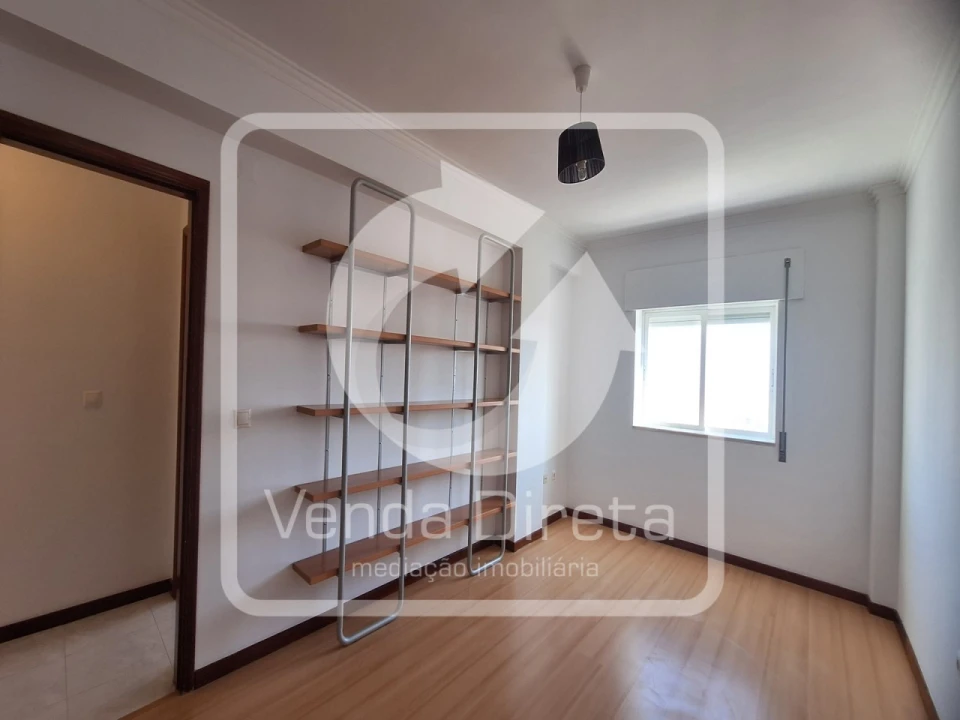 Apartamento T3 para Arrendamento em Barreiro e Lavradio Foto 20