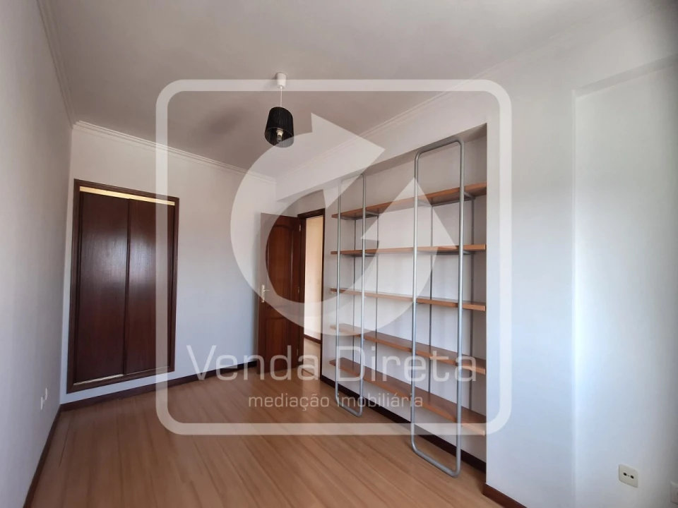 Apartamento T3 para Arrendamento em Barreiro e Lavradio Foto 21