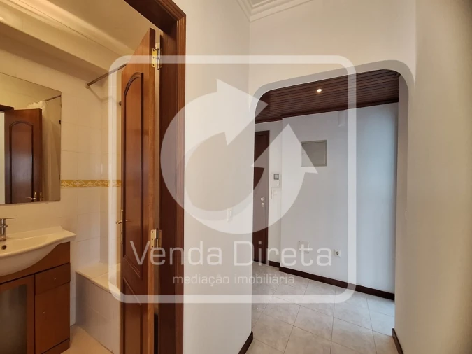 Apartamento T3 para Arrendamento em Barreiro e Lavradio Foto 19