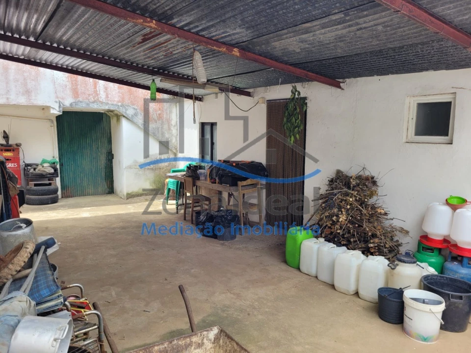 Moradia T2 para Venda em Abrigada e Cabanas de Torres Foto 13