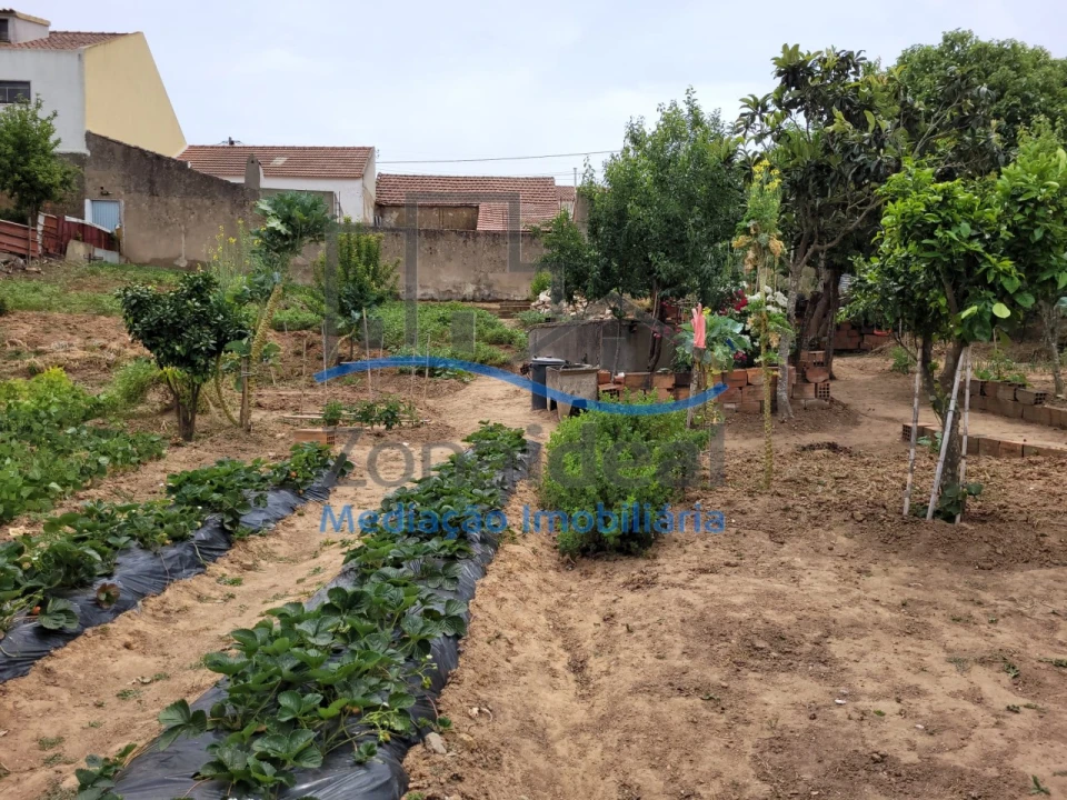 Moradia T2 para Venda em Abrigada e Cabanas de Torres Foto 20