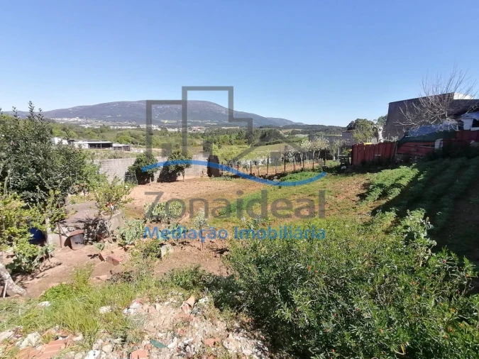 Moradia T2 para Venda em Abrigada e Cabanas de Torres Foto 18