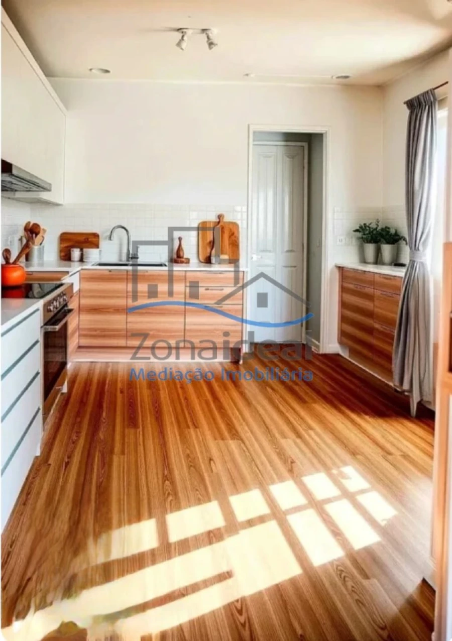 Moradia T2 para Venda em Abrigada e Cabanas de Torres Foto 27