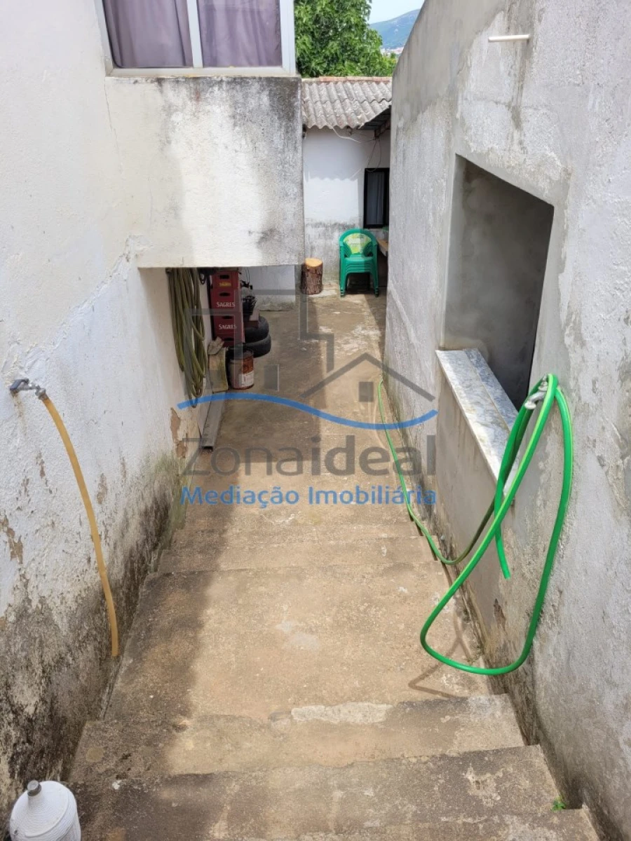 Moradia T2 para Venda em Abrigada e Cabanas de Torres Foto 15