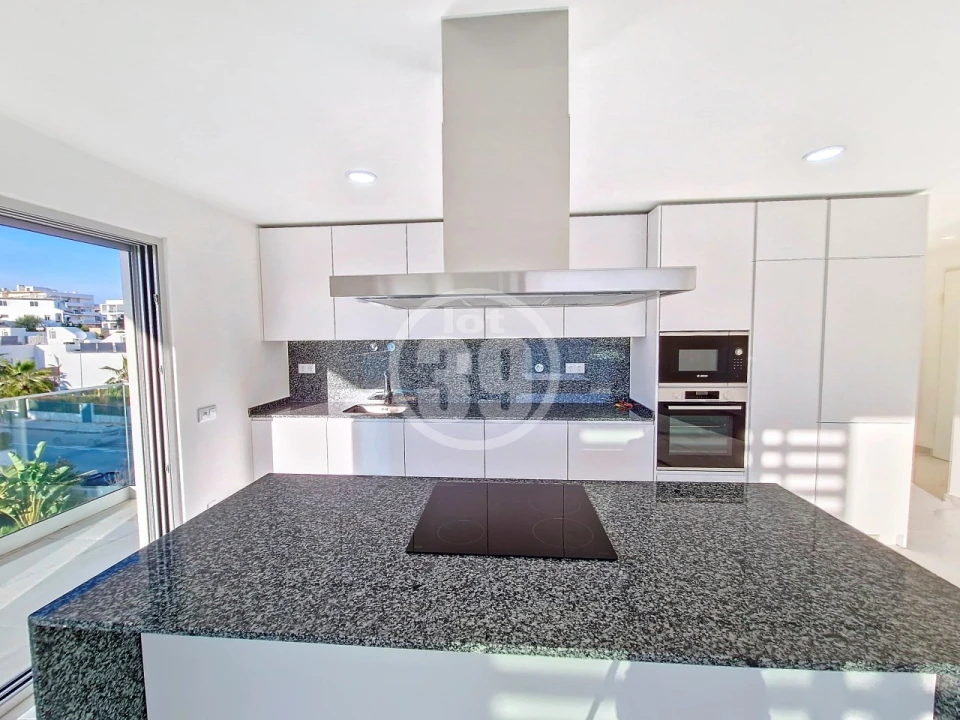 Apartamento T2 para Venda em Albufeira e Olhos de Água Foto 19