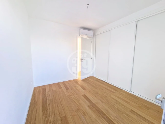 Apartamento T2 para Venda em Albufeira e Olhos de Água Foto 22