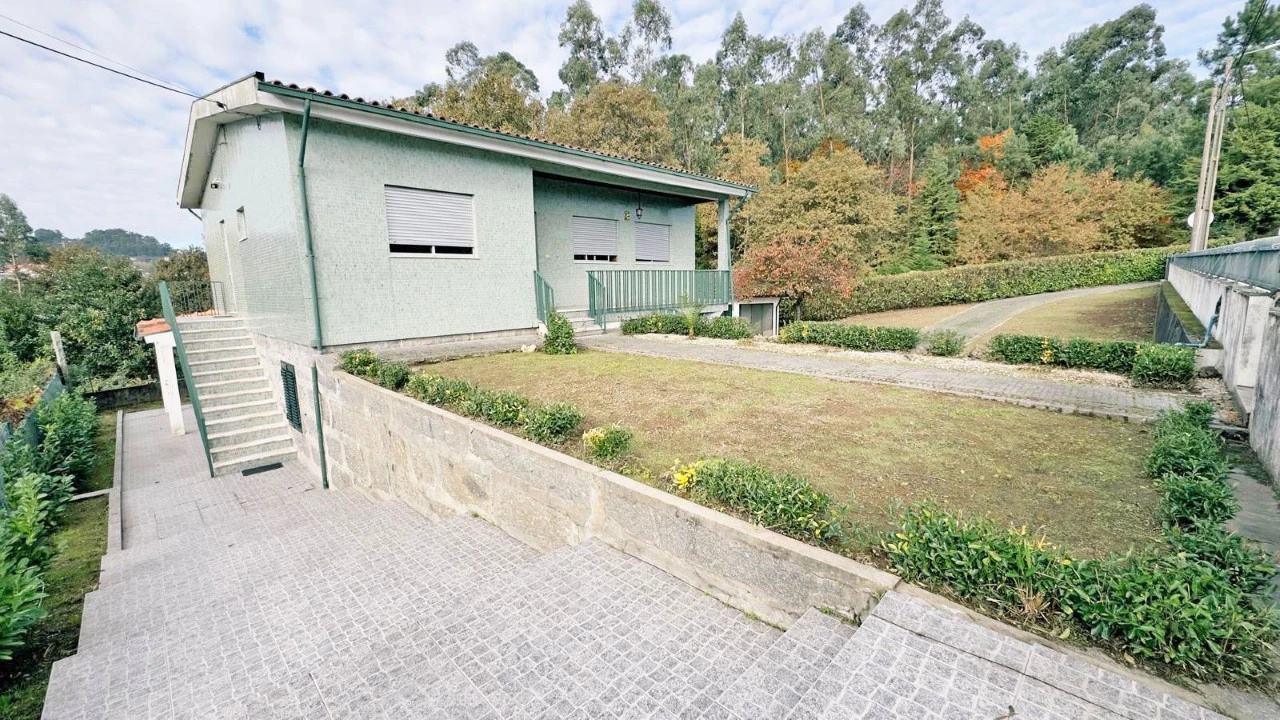 Moradia T5 para Venda em Margaride, Várzea, Lagares, Varziela, Moure Foto 2