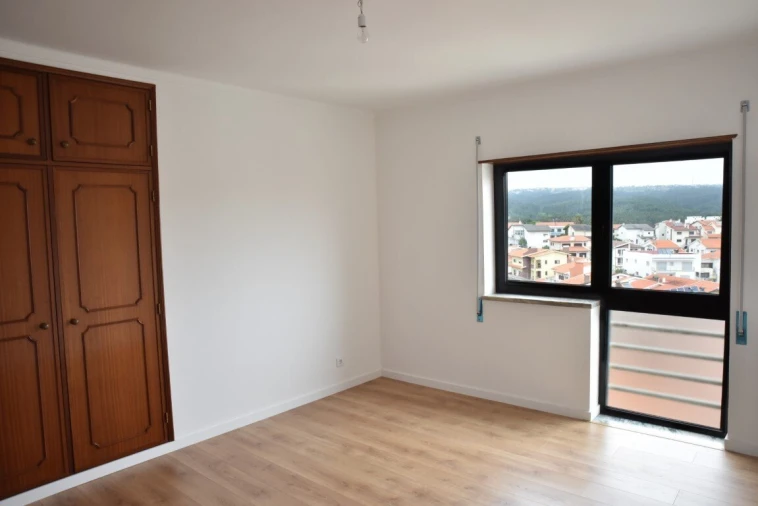 Apartamento T3 para Venda em Buarcos Foto 16