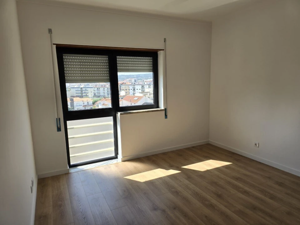 Apartamento T3 para Venda em Buarcos Foto 11