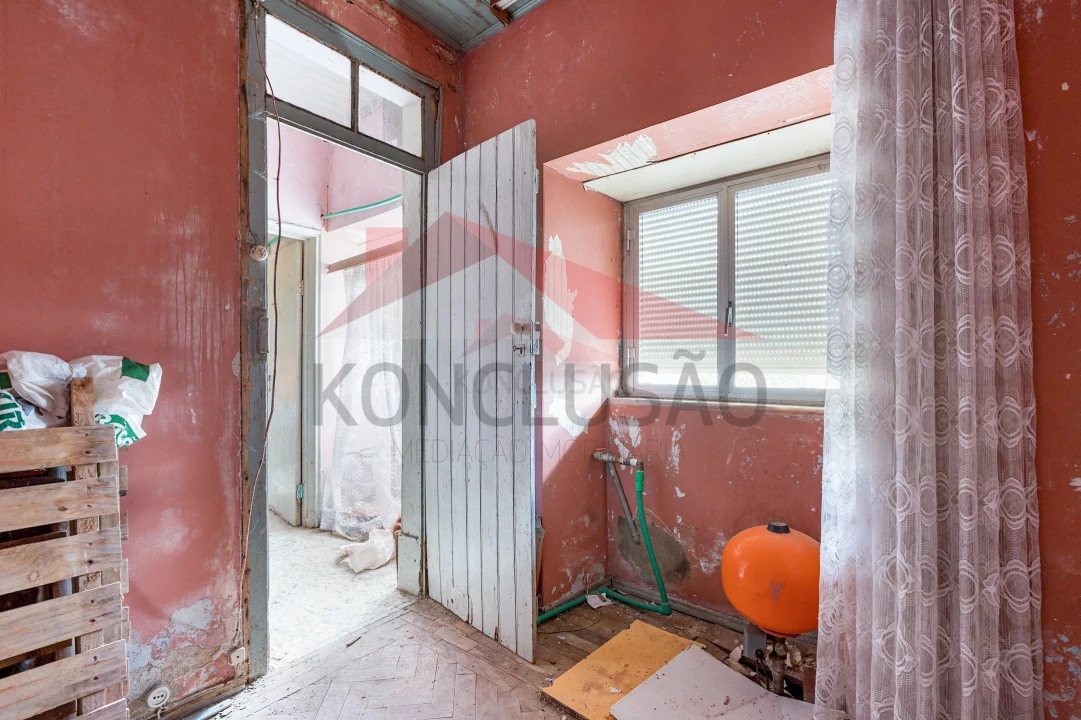 Moradia T2 para Venda em Alenquer (Santo Estêvão e Triana) Foto 9