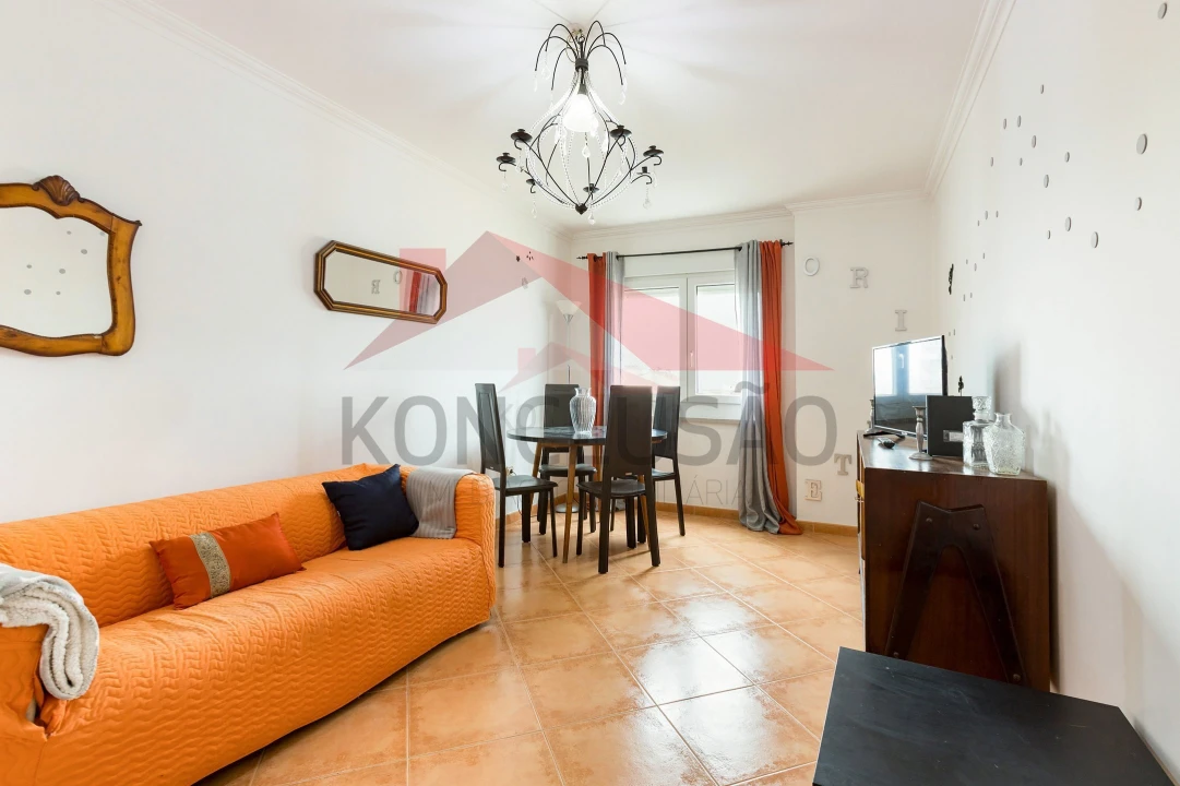 Apartamento T2 para Venda em Carregado e Cadafais Foto 6