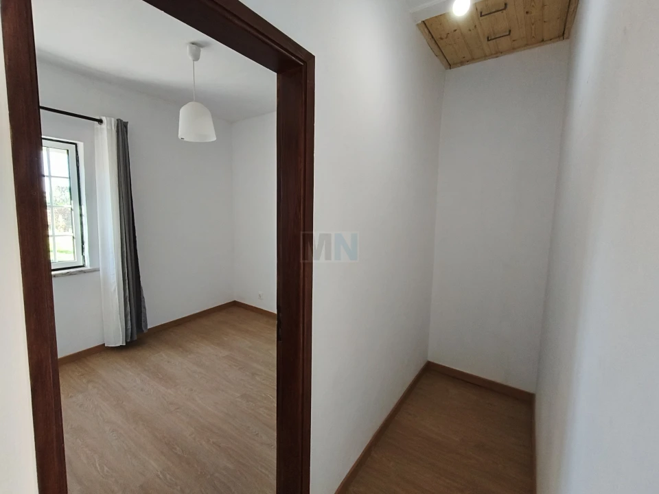 Moradia T2 para Venda em Santa Clara e Castelo Viegas Foto 17