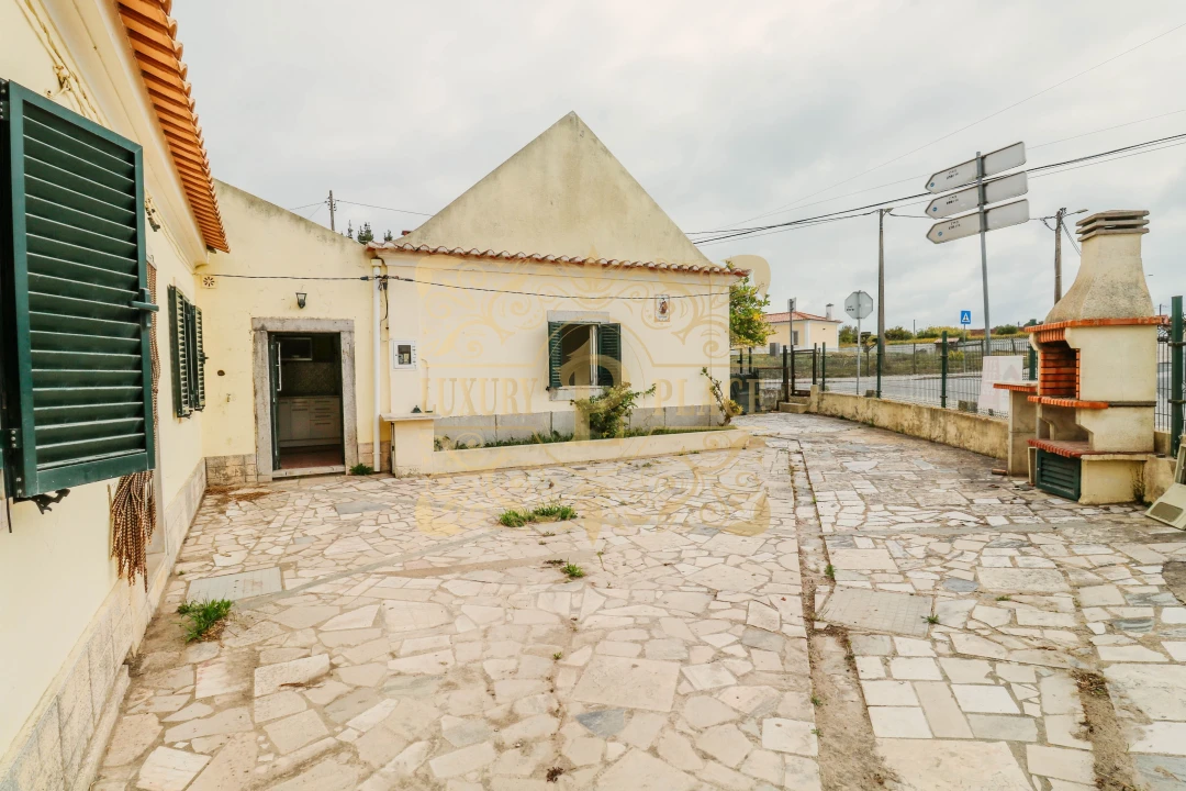 Moradia T1 para Venda em Sesimbra (Castelo) Foto 2