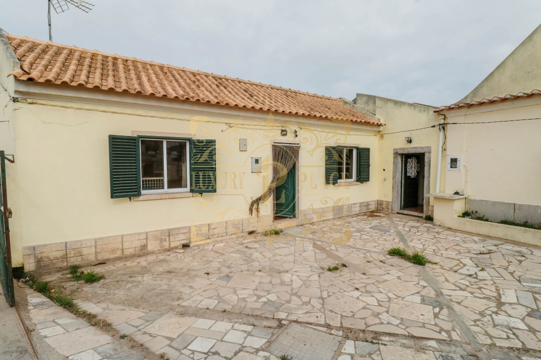 Moradia T1 para Venda em Sesimbra (Castelo) Foto 16