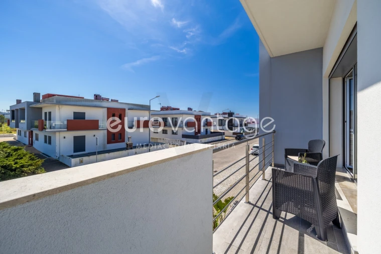 Apartamento T3 para Venda em Marinha Grande Foto 15