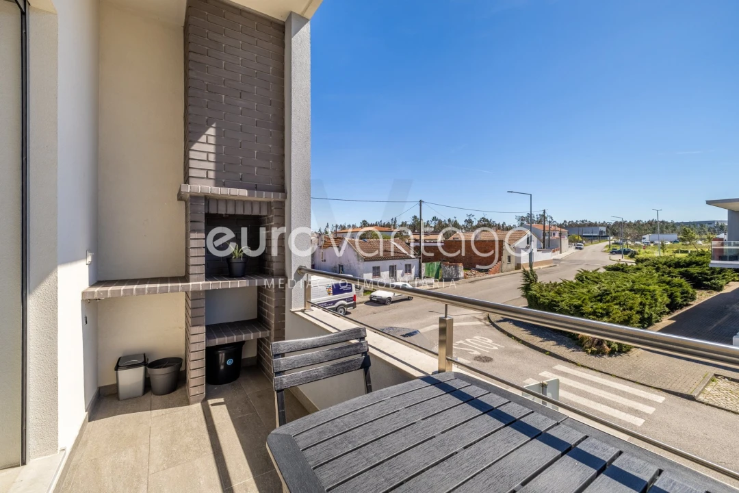 Apartamento T3 para Venda em Marinha Grande Foto 8