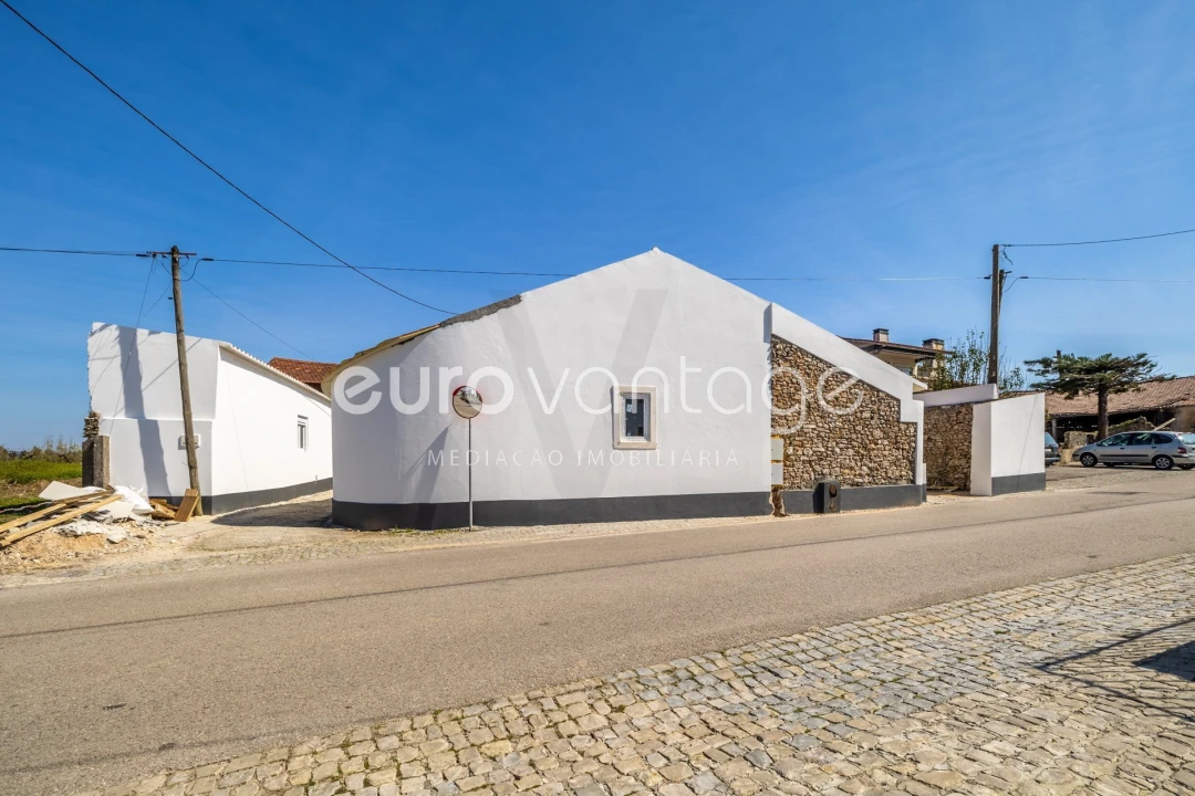 Moradia T2 para Venda em Caranguejeira Foto 16