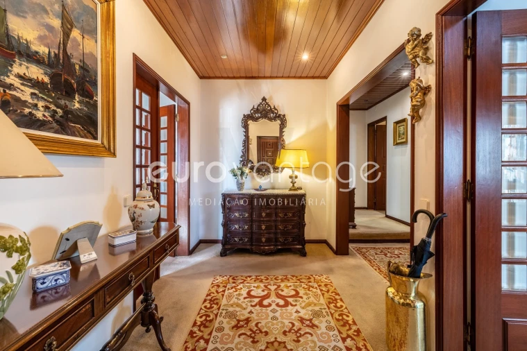 Moradia T8 para Venda em Marrazes e Barosa Foto 4