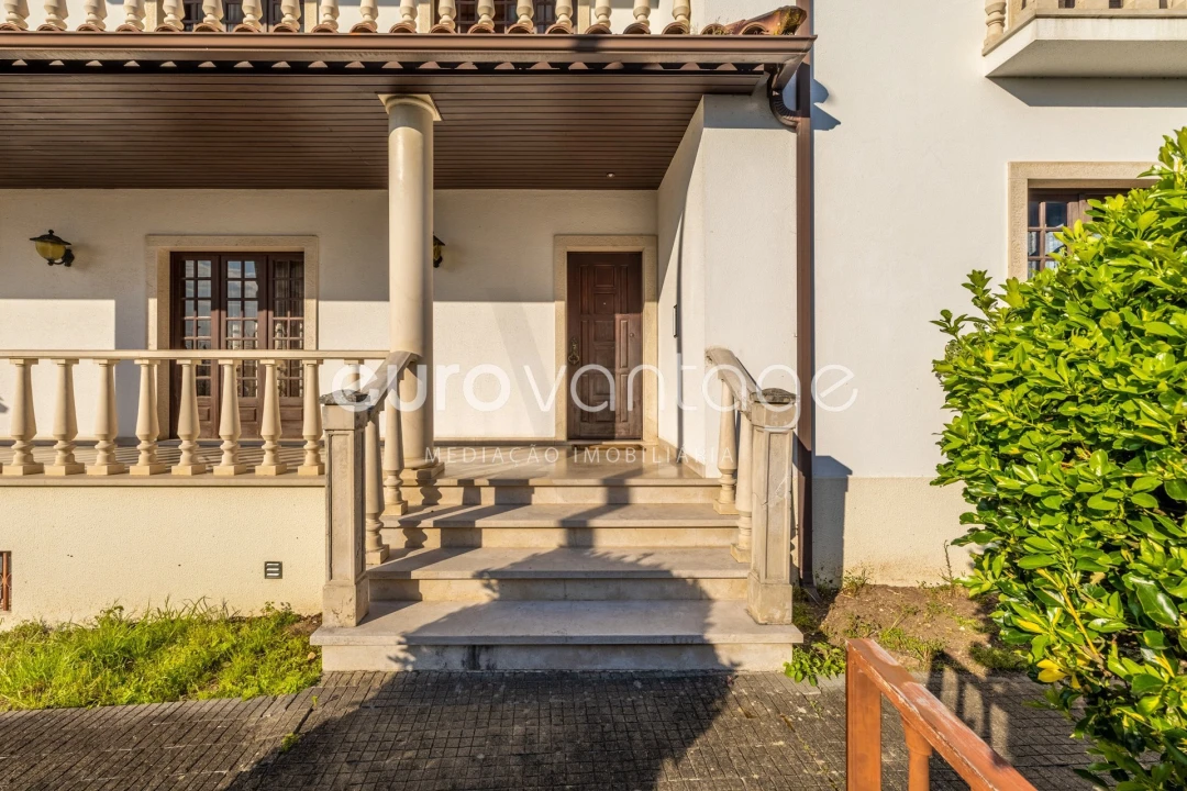 Moradia T8 para Venda em Marrazes e Barosa Foto 2