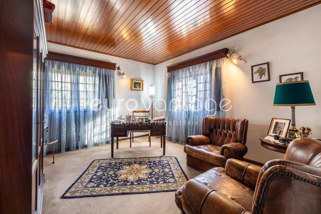 Moradia T8 para Venda em Marrazes e Barosa Foto 6