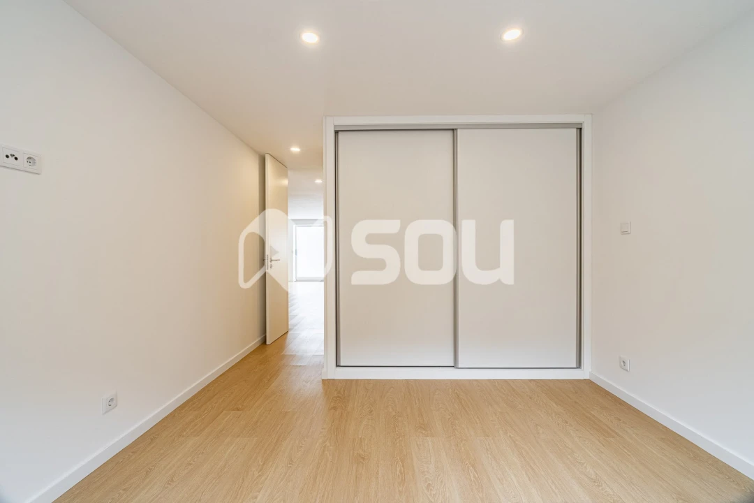 Apartamento T2 para Venda em Custóias, Leça do Balio e Guifões Foto 9