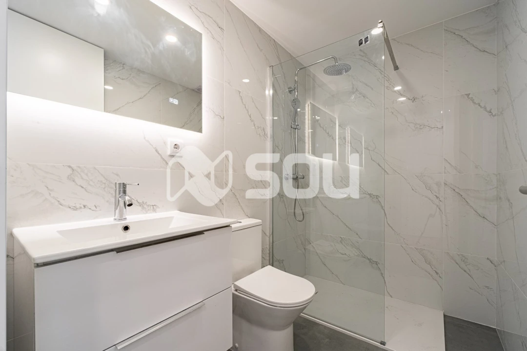 Apartamento T2 para Venda em Custóias, Leça do Balio e Guifões Foto 13