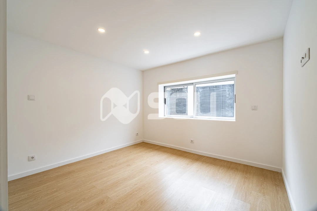 Apartamento T2 para Venda em Custóias, Leça do Balio e Guifões Foto 8