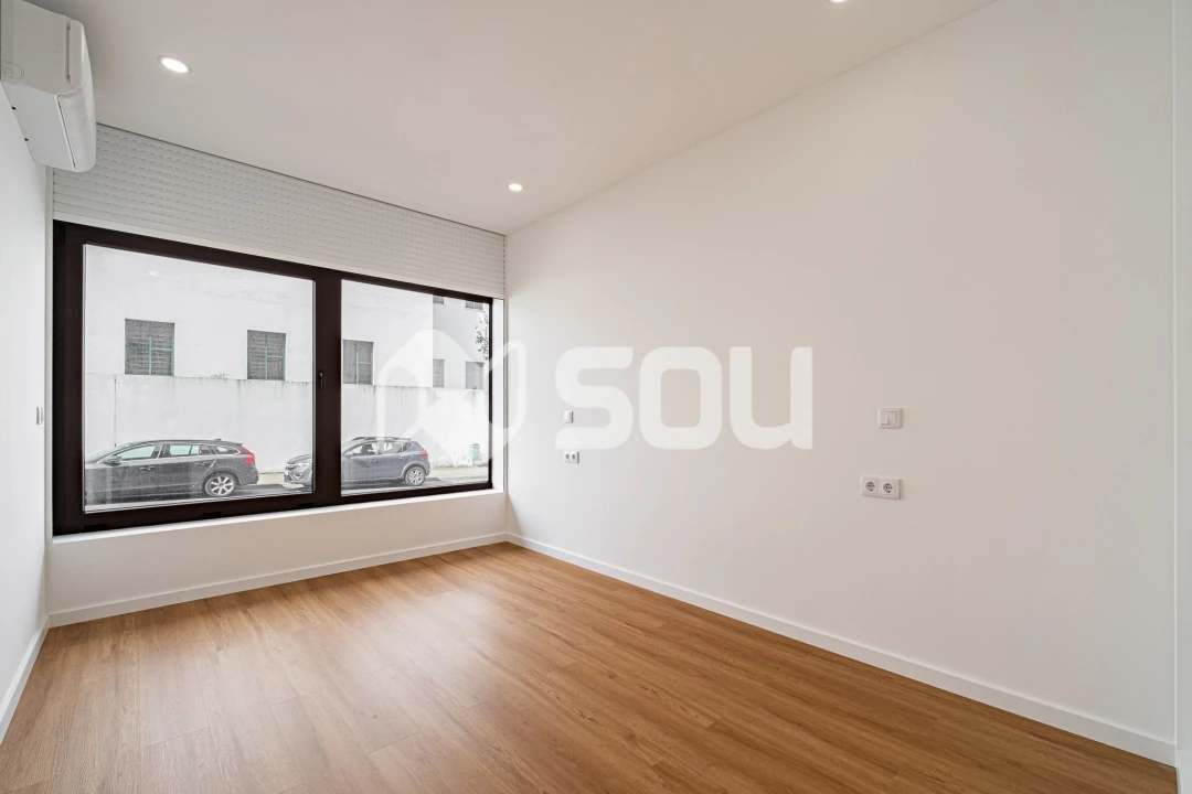 Apartamento T2 para Venda em Campanhã Foto 13