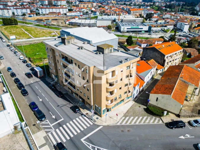 Apartamento T2 para Venda em Campanhã Foto 17