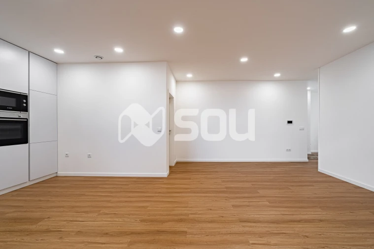 Apartamento T2 para Venda em Campanhã Foto 8