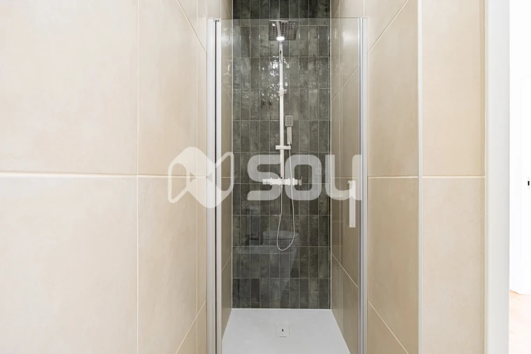 Apartamento T2 para Venda em Campanhã Foto 11