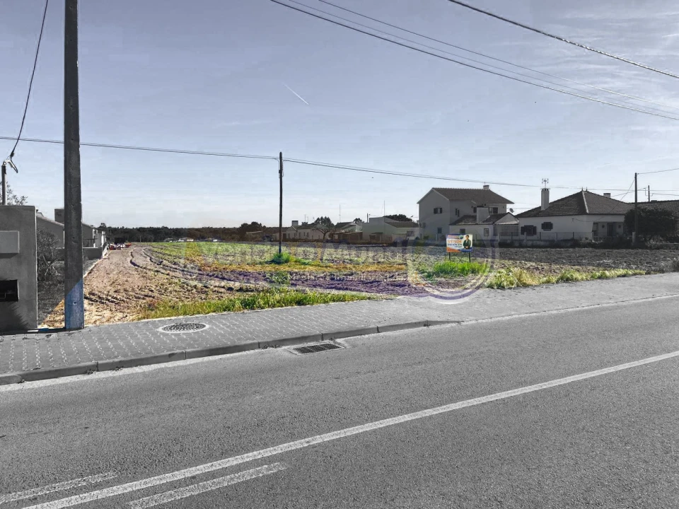 Terreno para Venda em Salvaterra de Magos e Foros de Salvaterra Foto 2