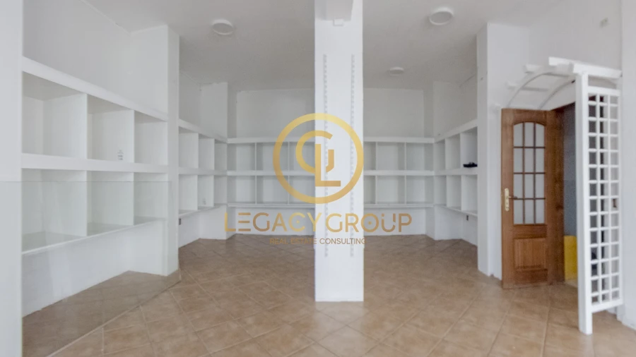 Loja para Arrendamento em Armação de Pera Foto 7