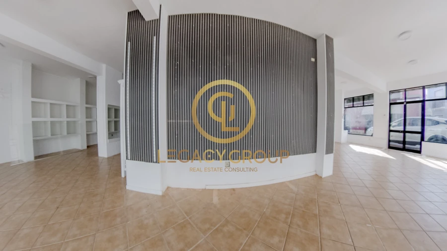 Loja para Arrendamento em Armação de Pera Foto 5